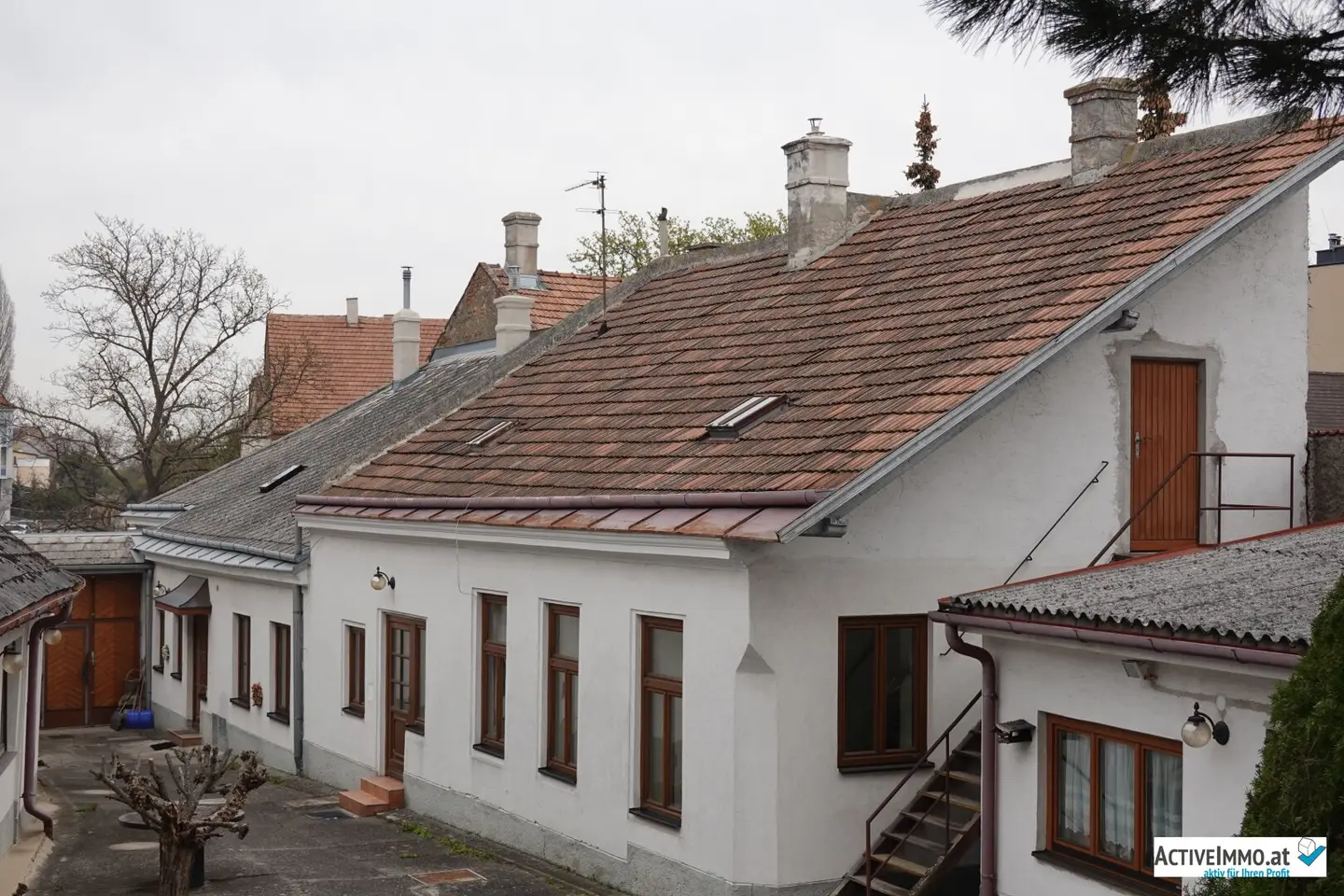 Investoren aufgepasst: attraktives Baugrundstück mit Altgebäude mitten im Zentrum Brunn am Gebirge mit Wohnrecht