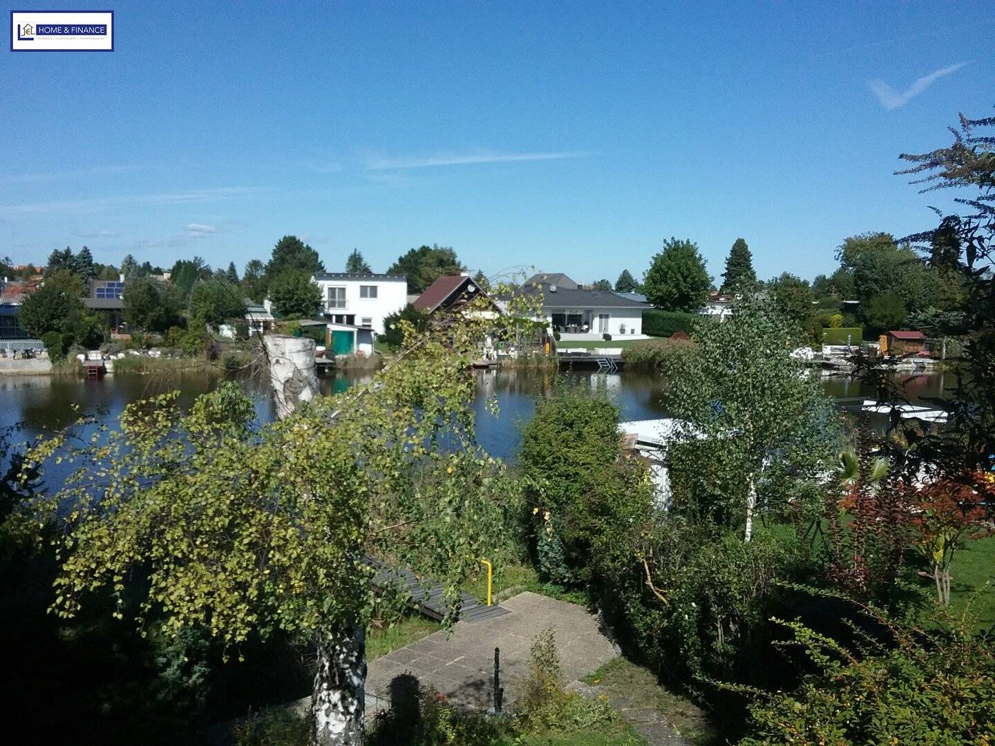 Direkt am See !   Bezugsfertig !  Einfach SCHÖN !