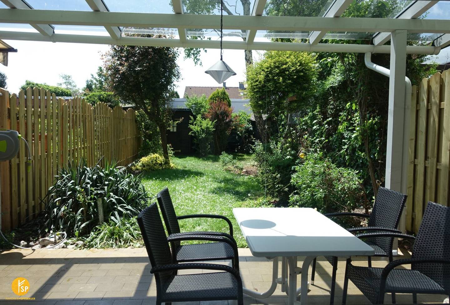 FROM OCTOBER WARM RENT!!! Charming terraced house, second occupancy freshly renovated, atrium, air conditioning