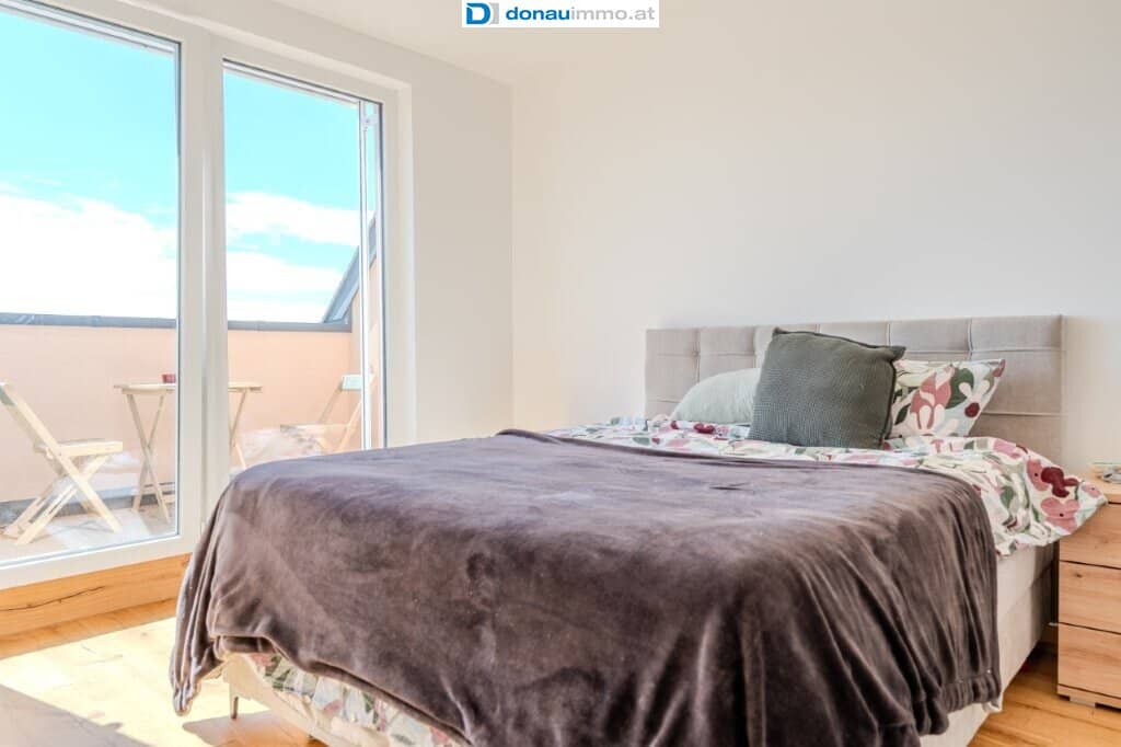 FÜR ANLEGER: 2-Zimmer-Dachgeschoßmaisonette in ruhiger Top Lage mit West-Balkon und Lift - zentrumsnah DG Top 7