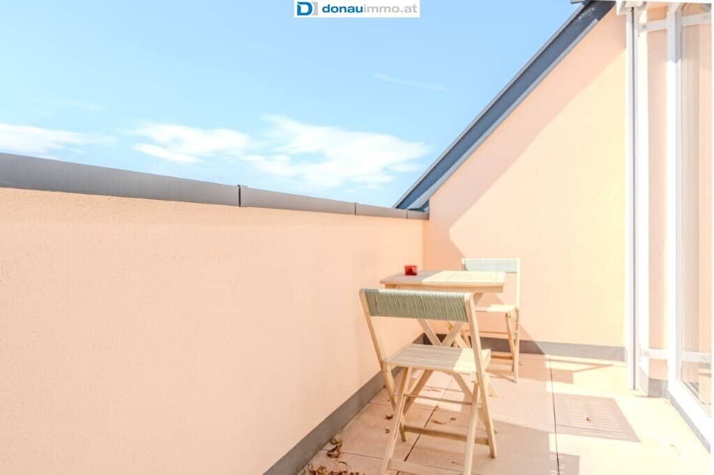 FÜR ANLEGER: 2-Zimmer-Dachgeschoßmaisonette in ruhiger Top Lage mit West-Balkon und Lift - zentrumsnah DG Top 7