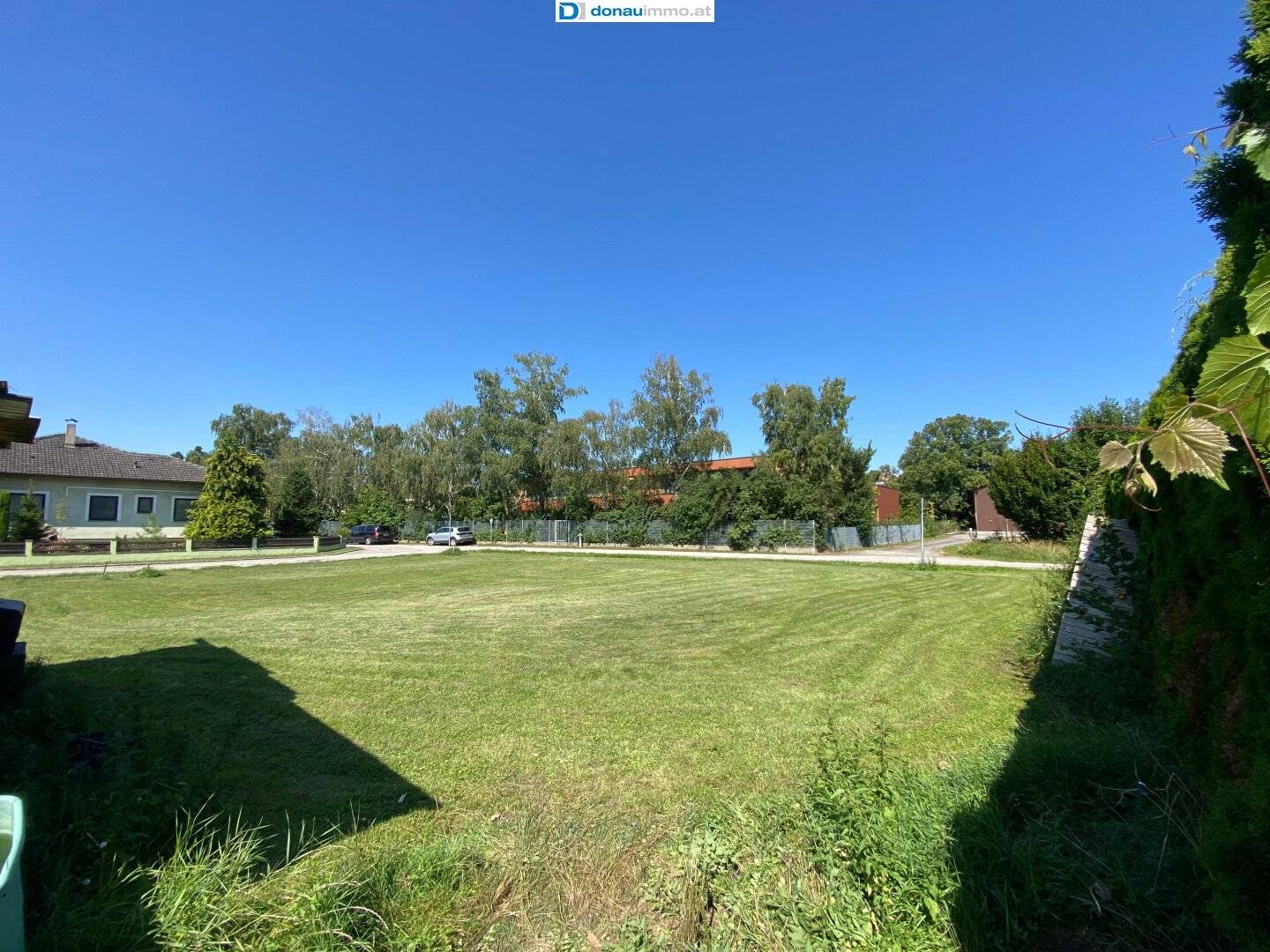 Traumhaftes Eck-Baugrundstück direkt im Zentrum von  Atzenbrugg: 838m² - bereits aufgeschlossen
