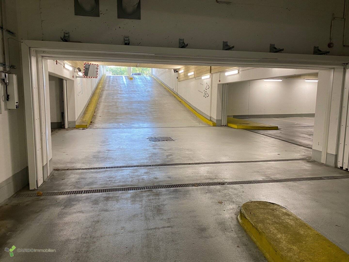 Garage parking space Drorygasse