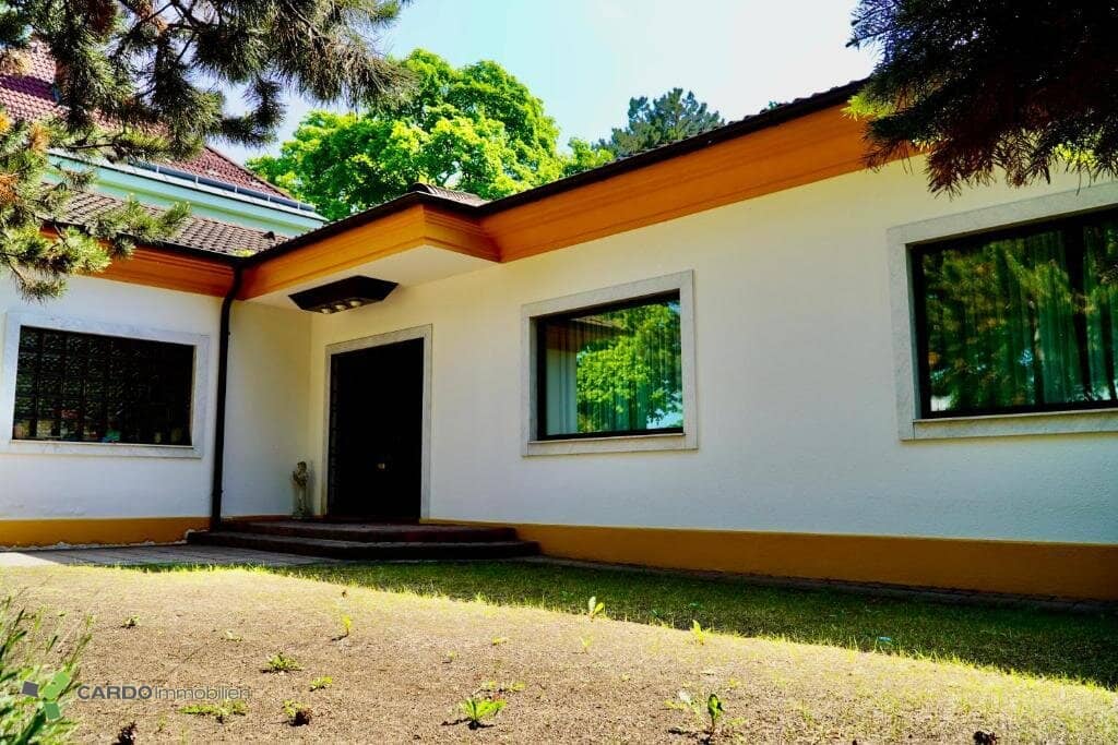 Residential or Building-Permitted Plot for approx. 615.15 m² Living Area, approx. 91.48 m² Terraces, 13 Garage Spaces