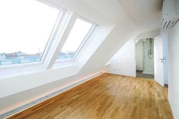 Luxus Dachgeschoss in Bestlage!