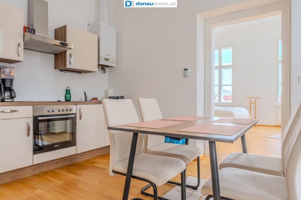 Investors only. Modern city apartment to feel good 72.99 m², 2 rooms plus living kitchen, fully renovated AB Top 5