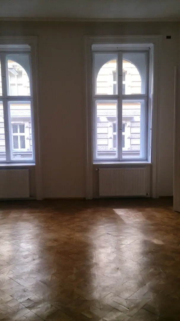 Beautiful apartment building in Döbling