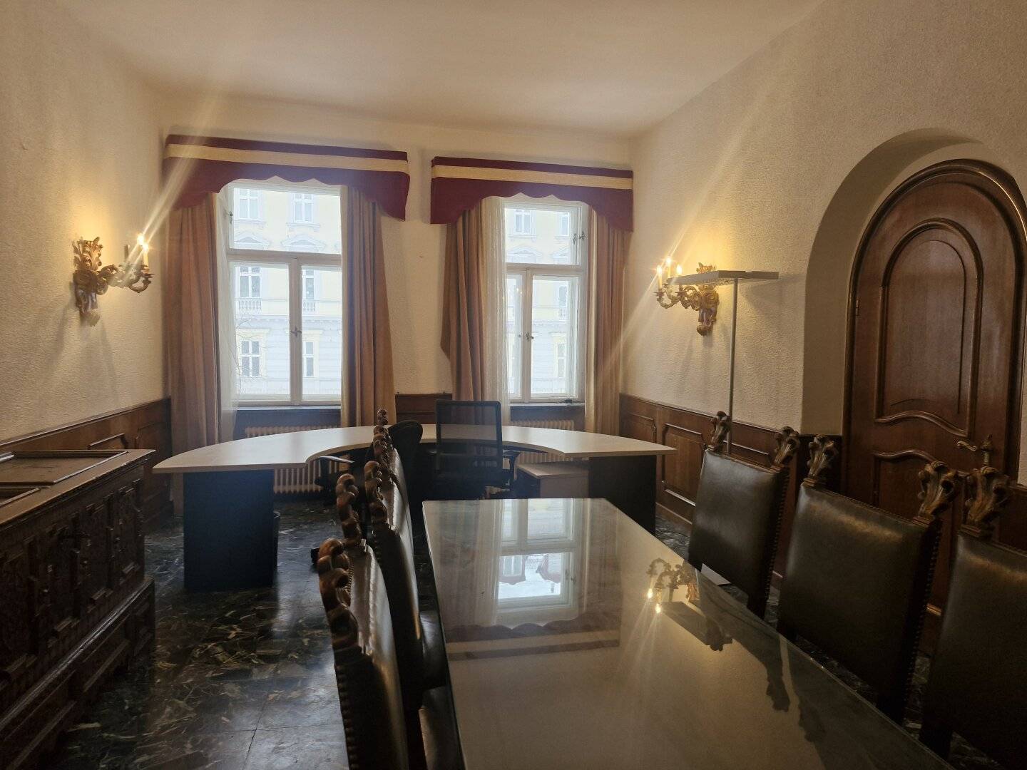 Representative office at Rochusmarkt