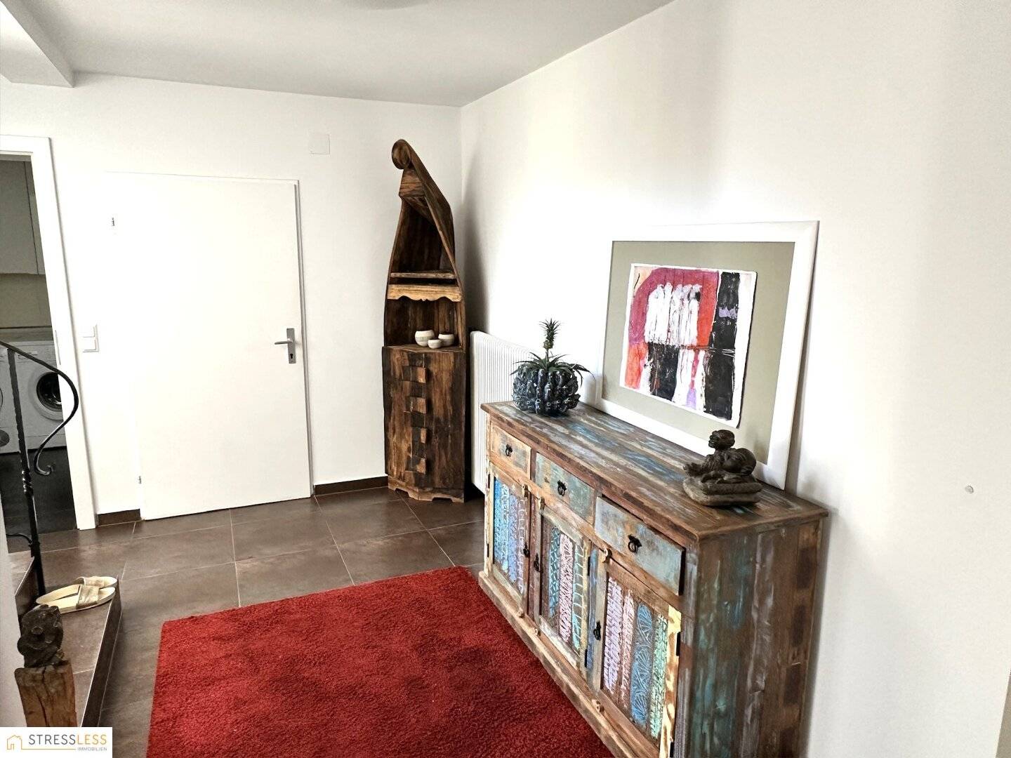 Nur 15 Minuten vor Wien!    Elegantes, großzügig geschnittenes Einfamilienhaus!     Sie suchen etwas Besonderes und kein 08/15-Haus?