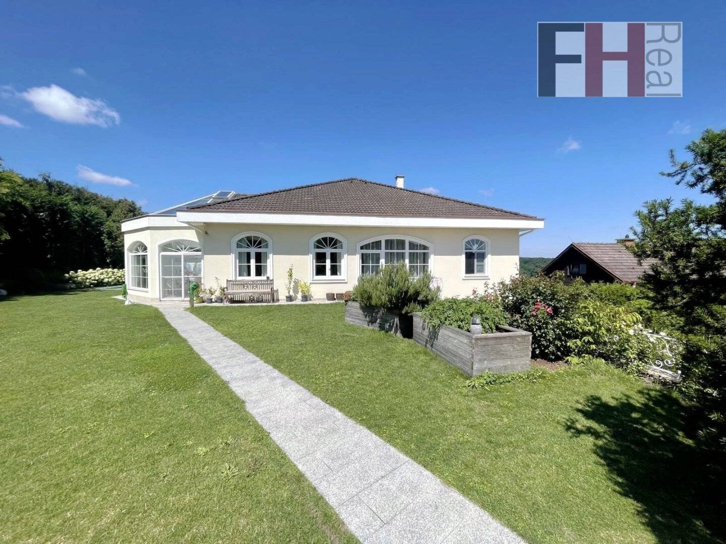 Repräsentative Luxus-Villa in Gablitzer Bestlage