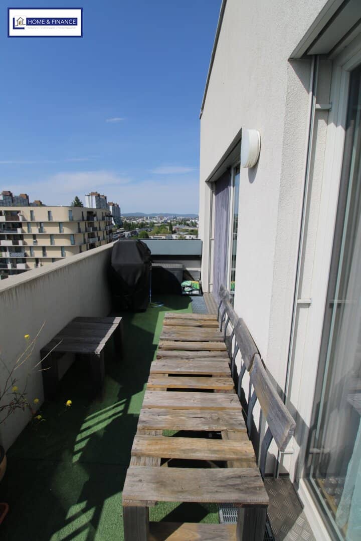 Dachgeschoss, Privatsphäre, westseitiger Balkon, City-Blick