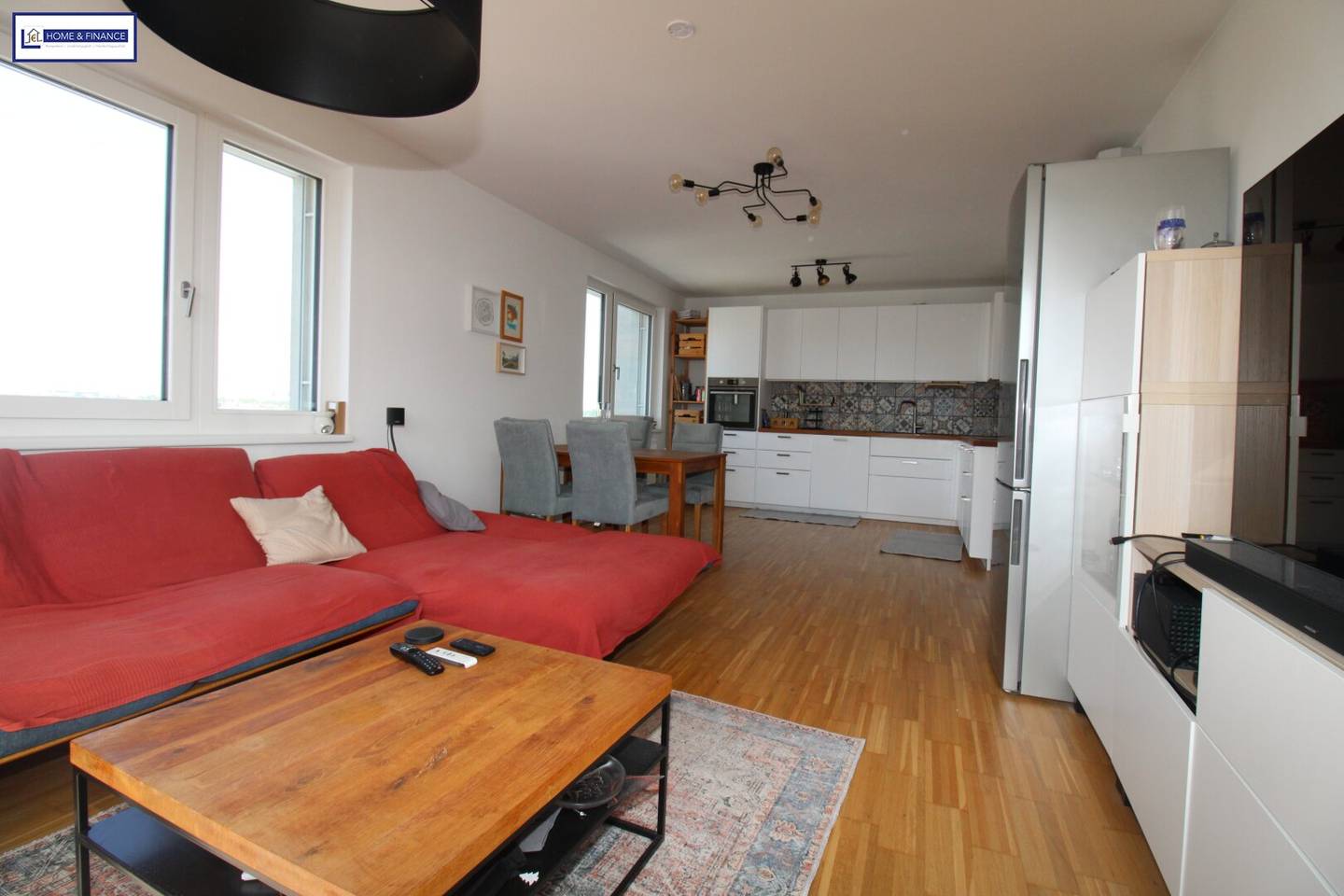 Dachgeschoss, Privatsphäre, westseitiger Balkon, City-Blick