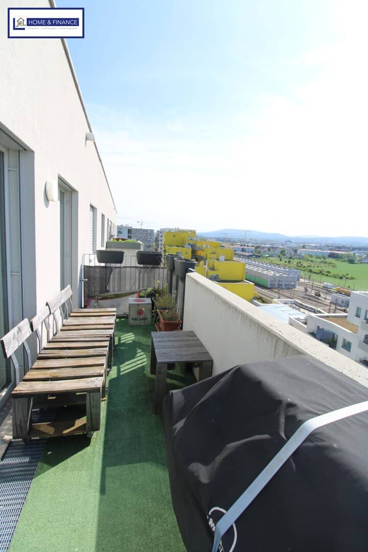 Dachgeschoss, Privatsphäre, westseitiger Balkon, City-Blick