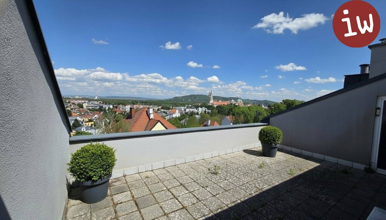 Klosterneuburg: beste Wohnqualität mit Loggia und Terrasse mit Stiftsblick