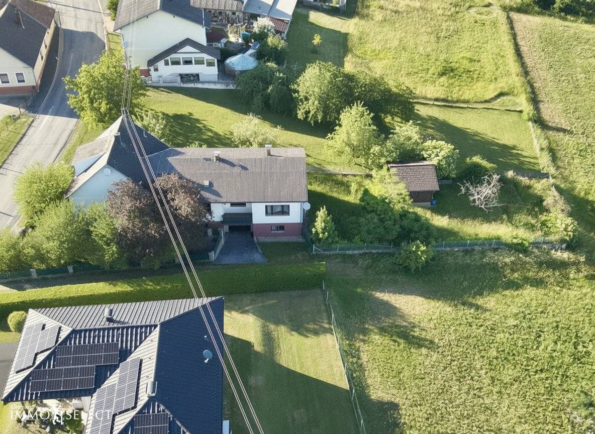 Wohnen, wo andere Urlaub machen – Mehrfamilienhaus mit Fernblick im Thermenland