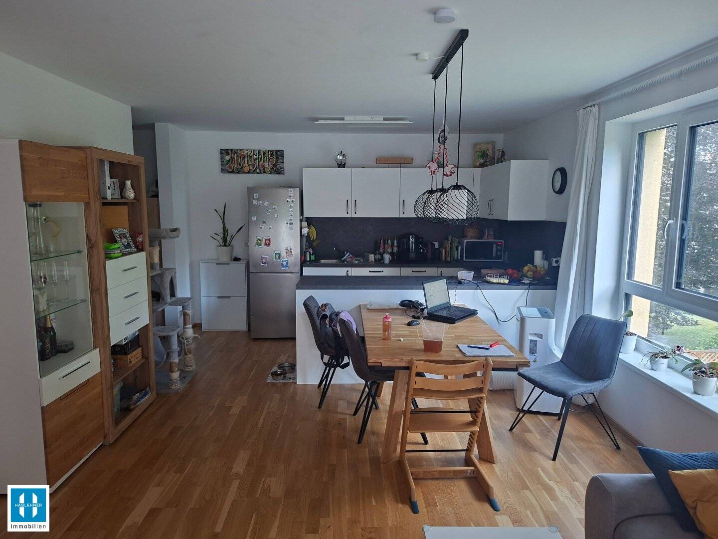 schöne, neuwertige 73,45m² Wohnung mit Kinderzimmer, Balkon und TG Parkplatz zu verkaufen - Ried i.I.