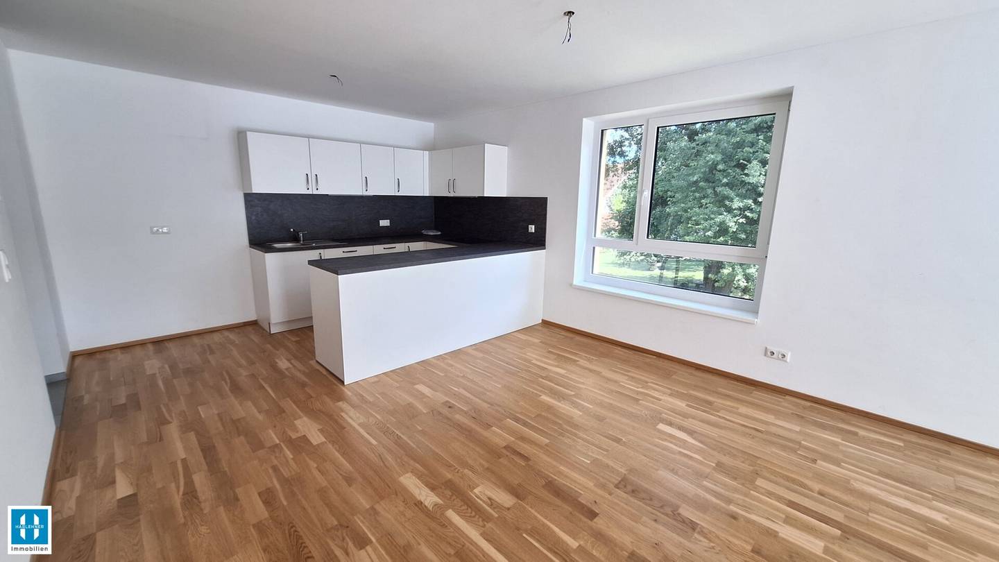Beautiful like-new 73.45 m² apartment with children's room, balcony and underground parking space for sale, Ried i.I.