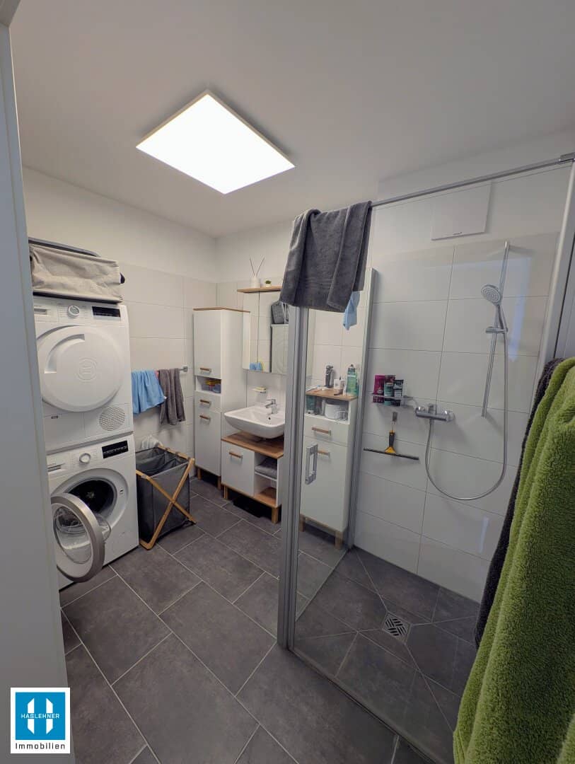 Wohnen nahe dem Stadtpark - sonnige, moderne 64,66m² Wohnung mit Balkon und TG Parkplatz