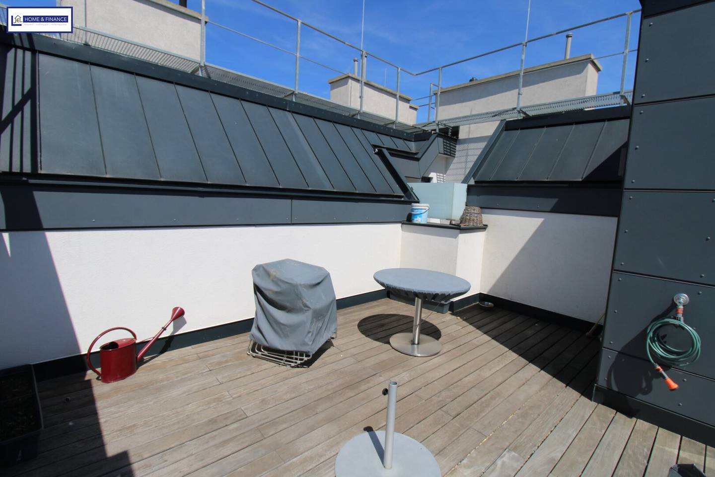 Dachgeschoss! Terrasse! Wienblick! Privatsphäre