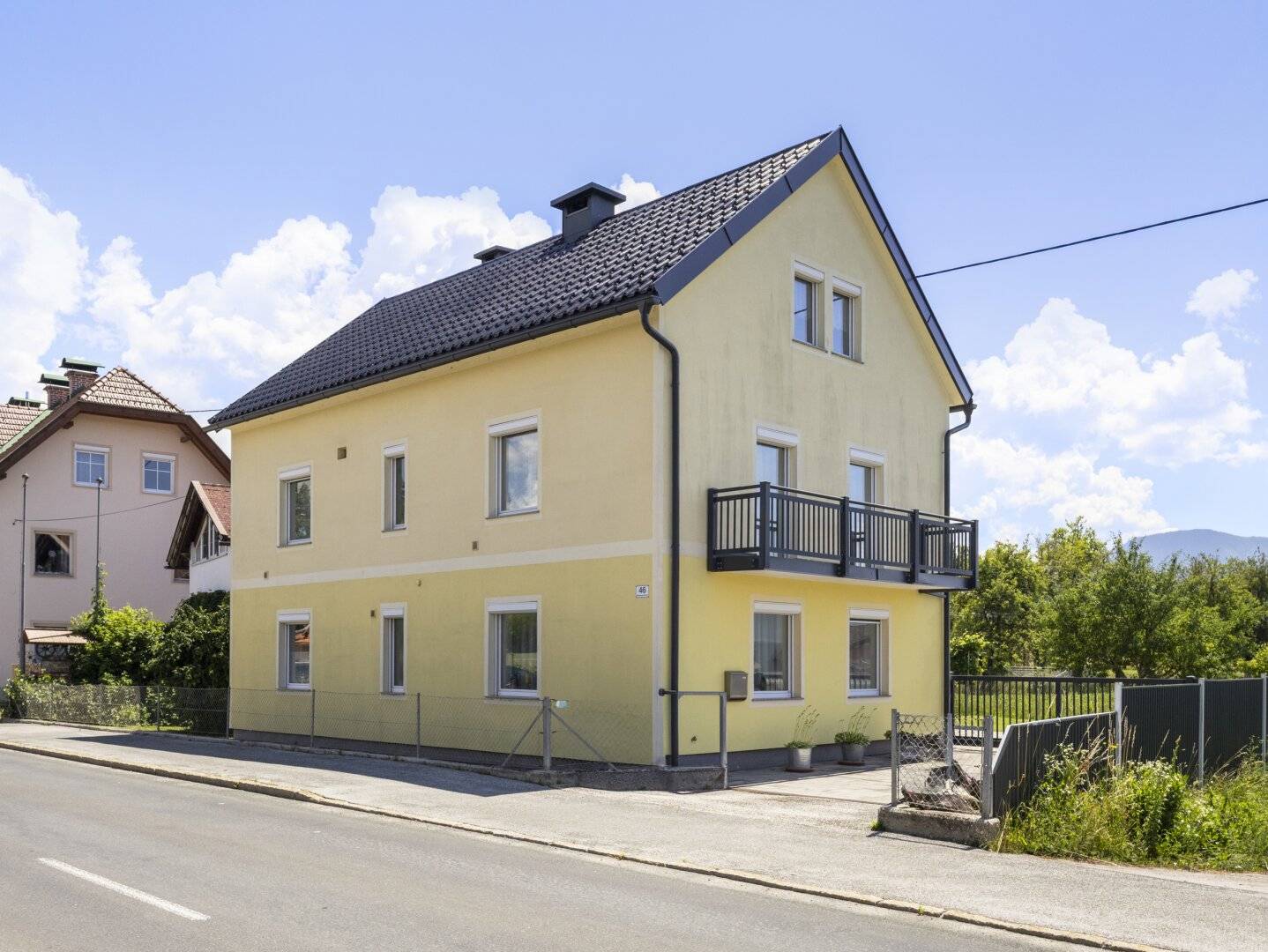 Tolles und schönes 150m² Einfamilienhaus mit Garage und Nebengebäude in Eberndorf
