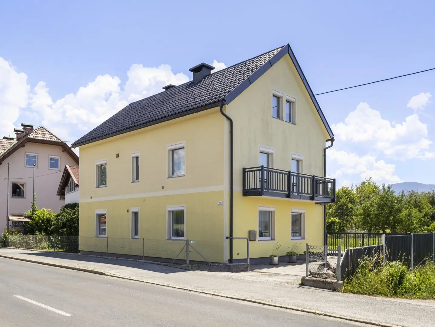 Great and beautiful 150m² single-family house with garage and outbuilding in Eberndorf