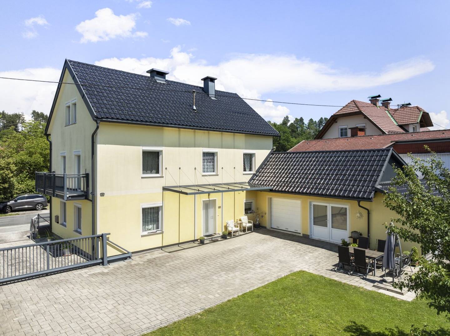 Great and beautiful 150m² single-family house with garage and outbuilding in Eberndorf