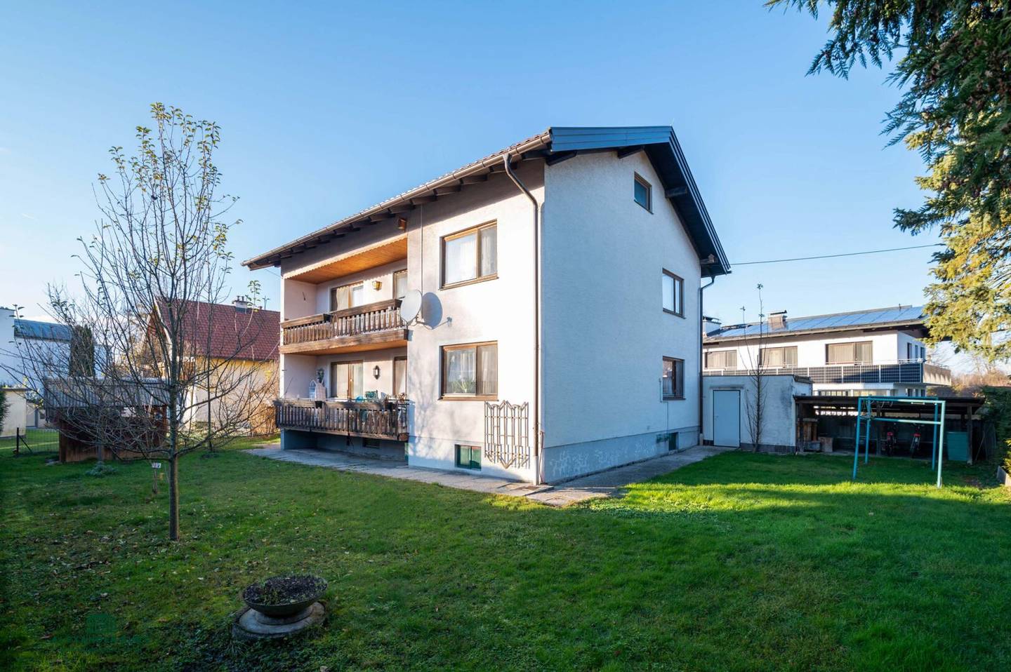 Residential house for two families in a beautiful location