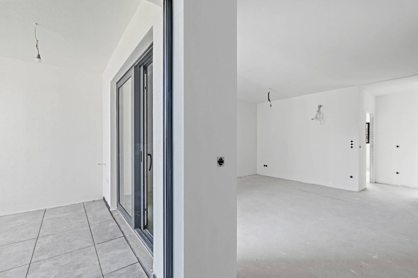 Familien- und Anlagenhit - gemütliche Dachgeschosswohnung mit vier Zimmer und nordostseitiger Loggia