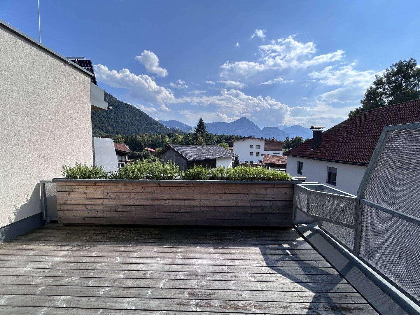 Kramsach Top 06: Top-floor apartment with mountain view and south terrace, New build 2023