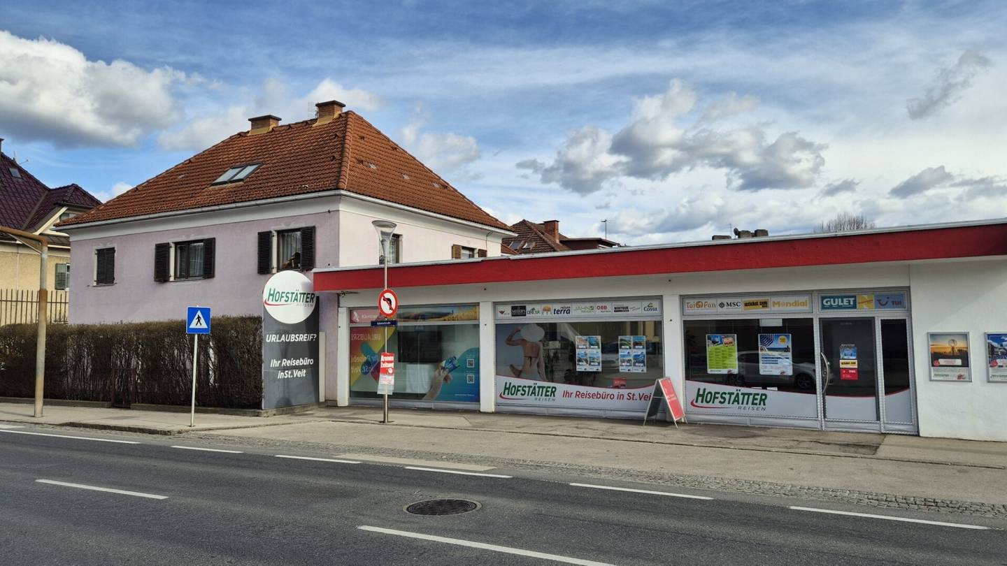 ANWESEN IN ST. VEIT AN DER GLAN - ZENTRALE LAGE - 3 HÄUSER - GROSSER GARTEN - MEHRFACHNUTZUNG MÖGLICH