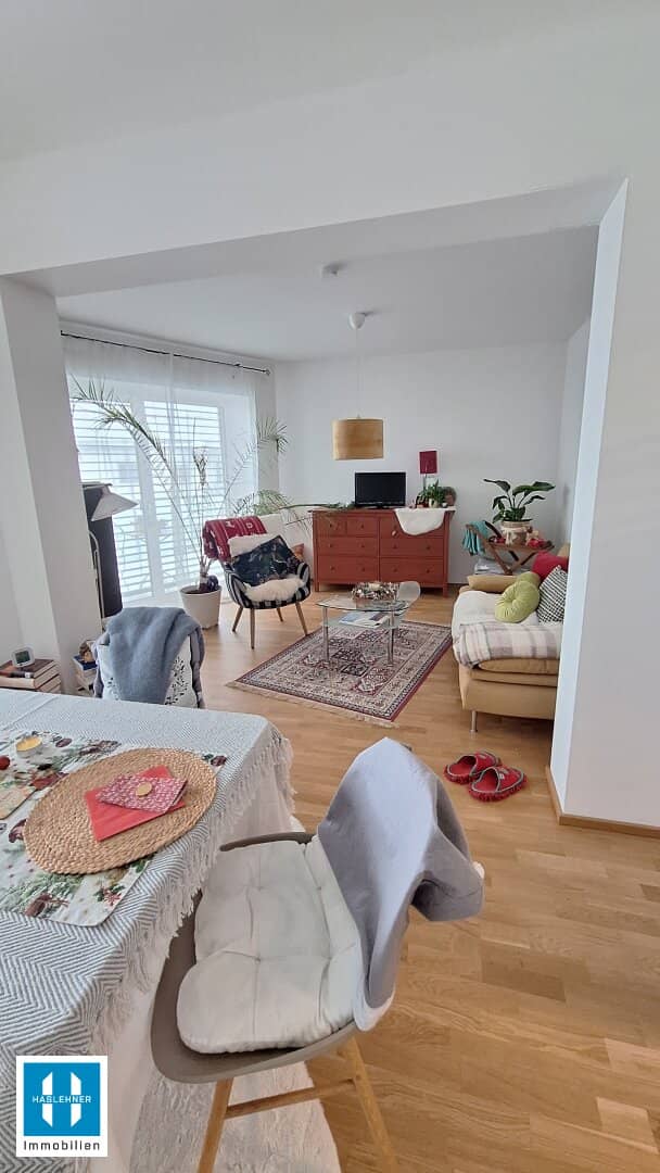 Neuwertige 2-Zimmer-Wohnung mit großem Balkon &amp; Weitblick – Pupping
