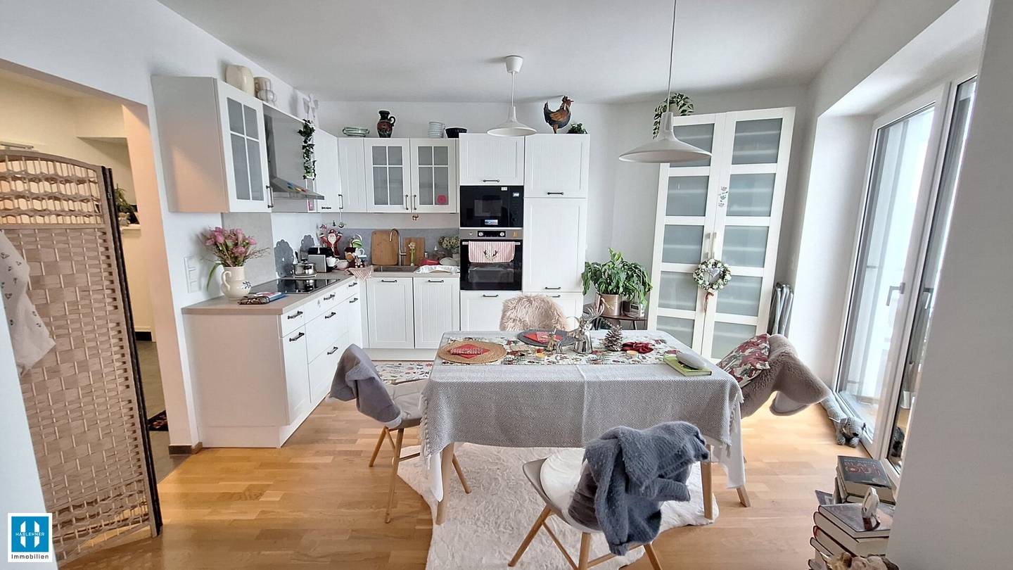 Neuwertige 2-Zimmer-Wohnung mit großem Balkon &amp; Weitblick – Pupping
