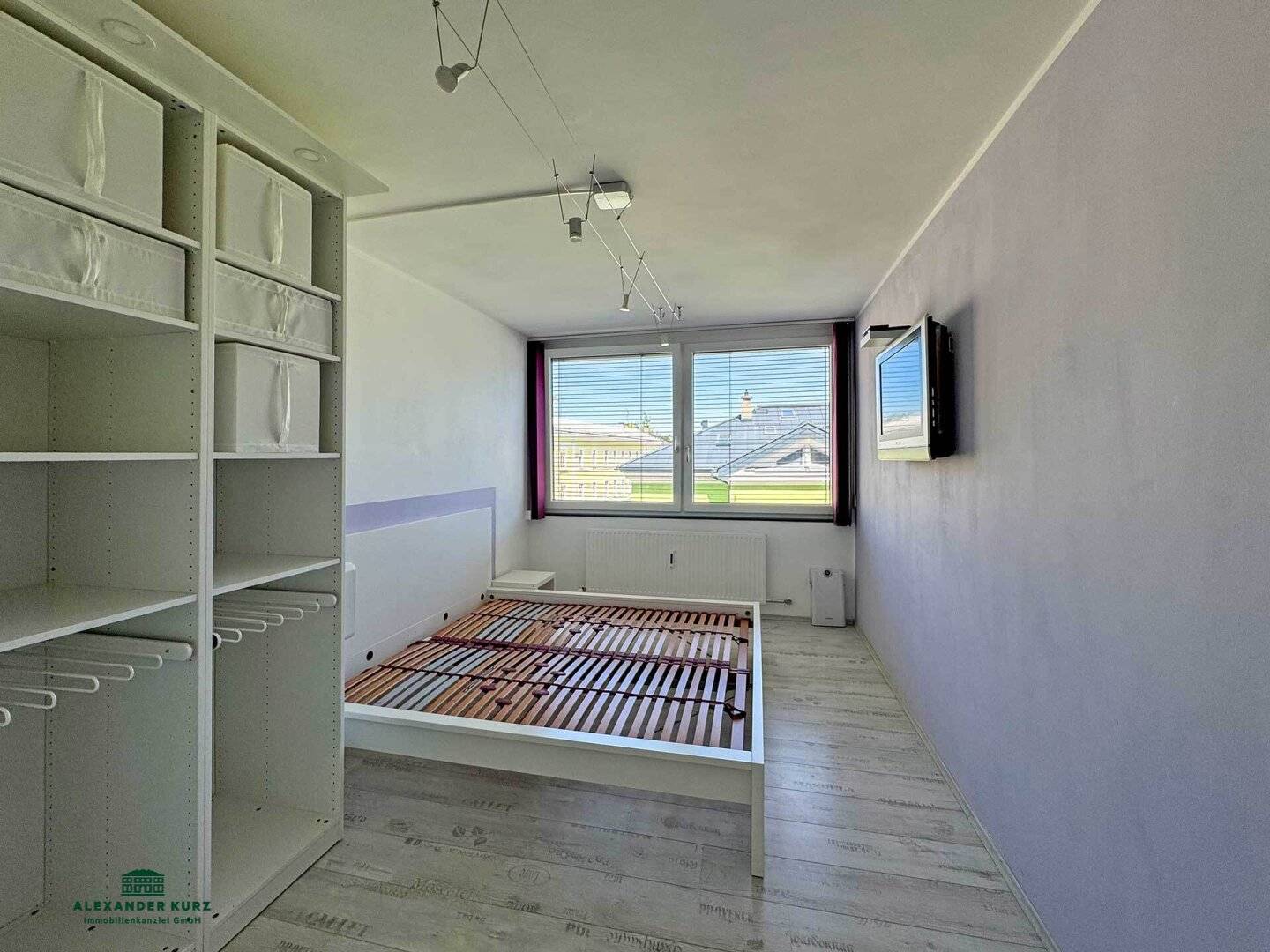 Centrally located 2-room apartment