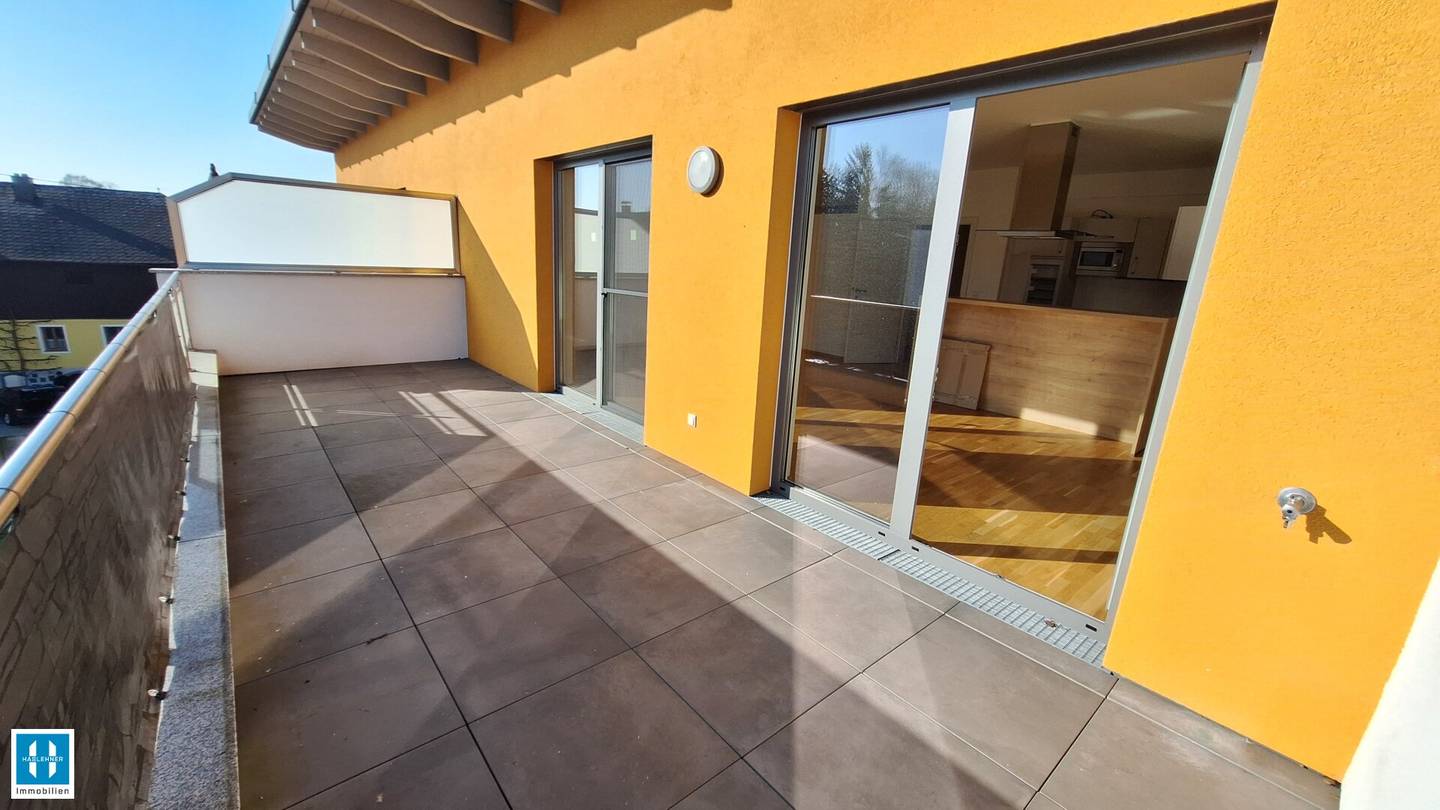 modern wohnen mit großer Sonnenterrasse – 84m² Wohnung in Bruck/Peuerbach
