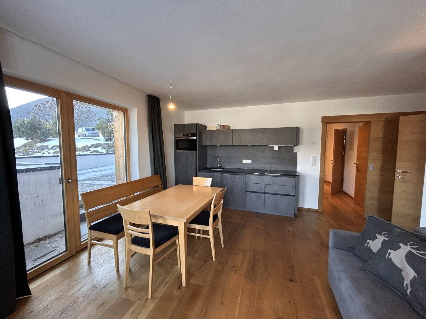 Fügenberg: Arrive, breathe, feel at home – modern 3-room apartment with balcony