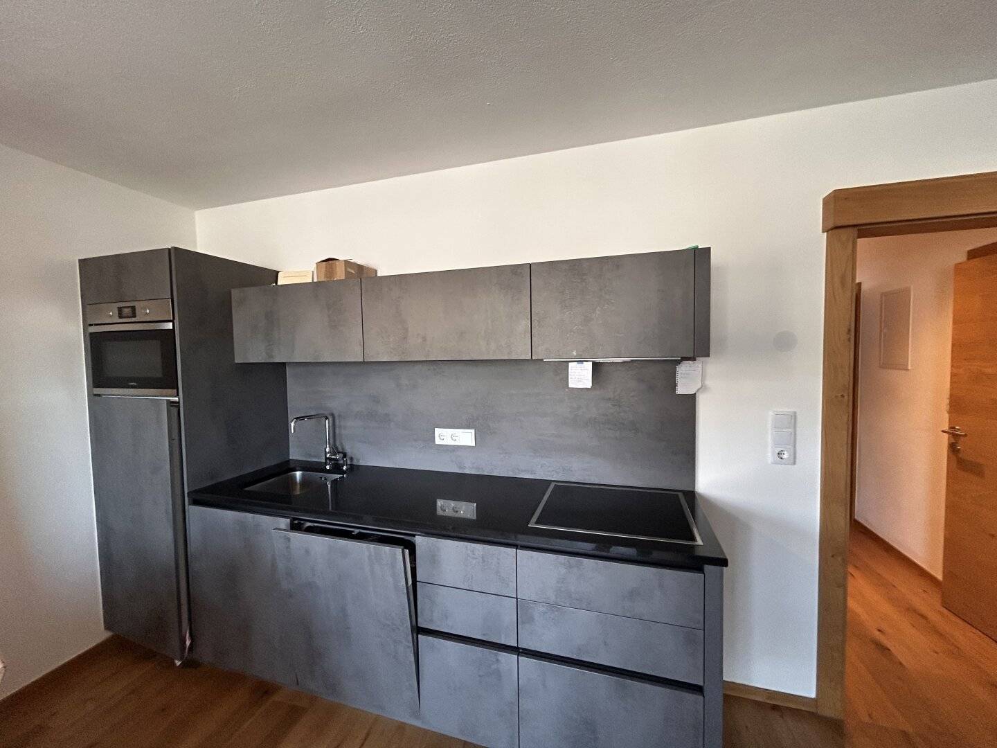 Fügenberg: Arrive, breathe, feel at home – modern 3-room apartment with balcony