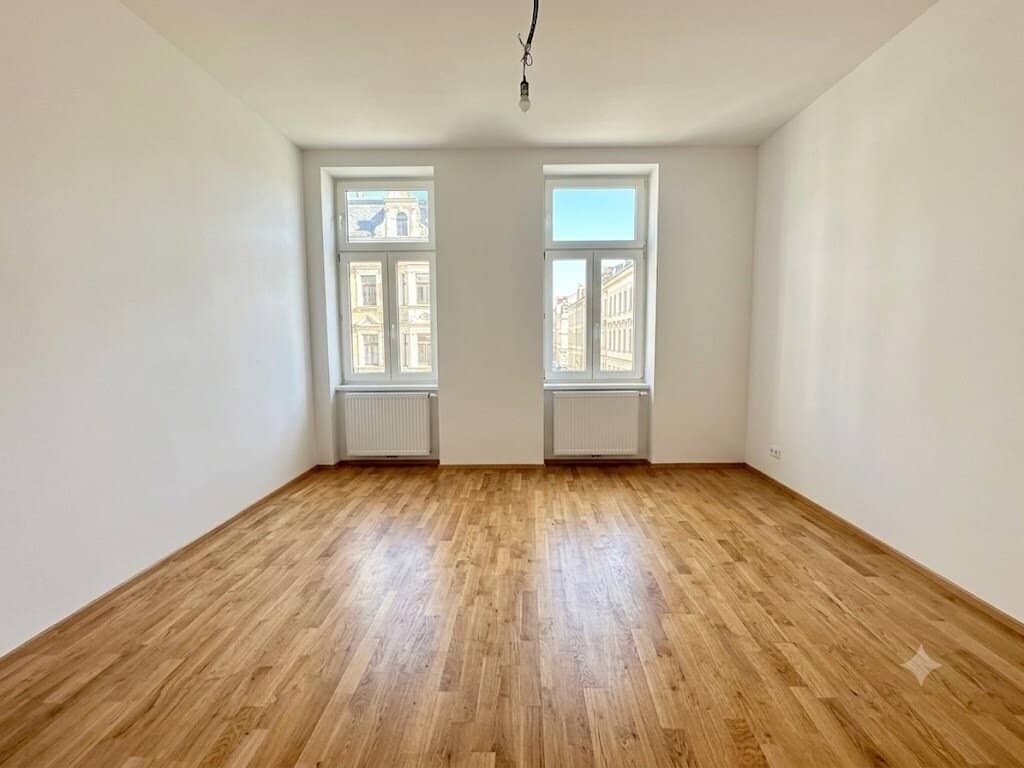 Charming 3-room apartment with open kitchen and elevator in 1160 Vienna – €349,000