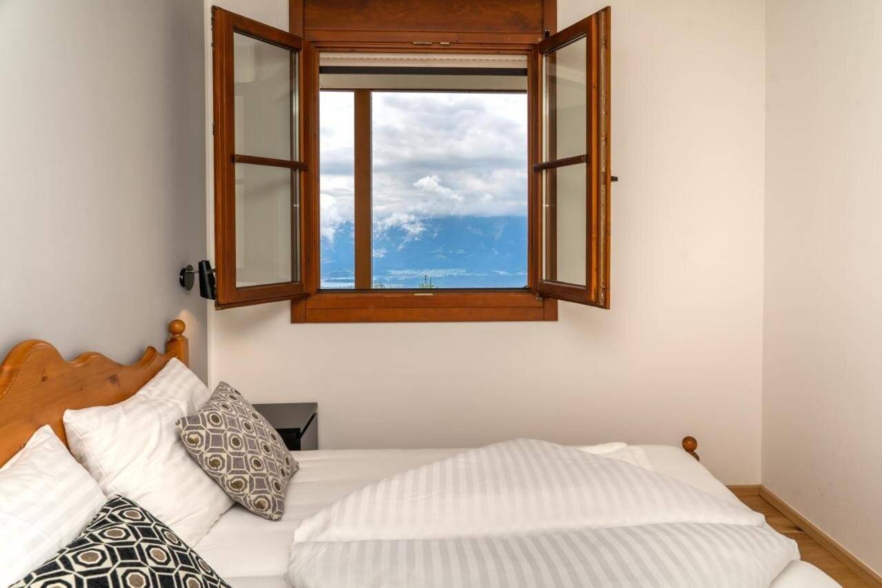 SONNENBERG GERLITZEN! WOHNUNG MIT HERRLICHER AUSSICHT! MIT TIEFGARAGE! TOURISTISCHE VERMIETUNG MÖGLICH!