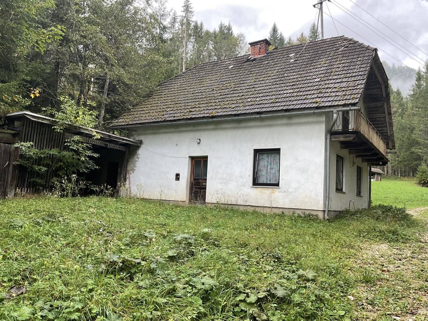 Kleinlandwirtschaft in idyllischer Alleinlage nahe Eisenkappel - mit neuem Rohbau in Naturholzbauweise