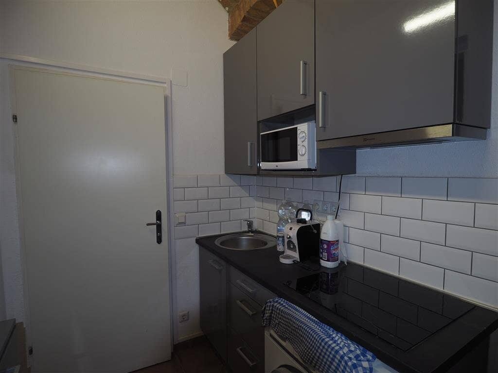 KLEINE WOHNUNG - UNTERSCHIEDLICHE NUTZUNGSMÖGLICHKEITEN