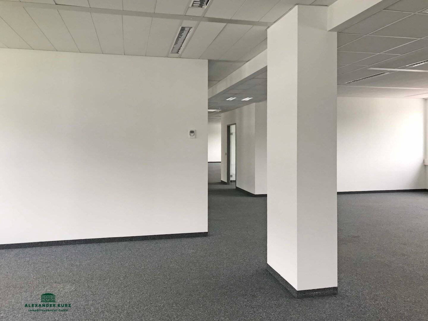Großzügige moderne Büroeinheit im Norden Salzburgs