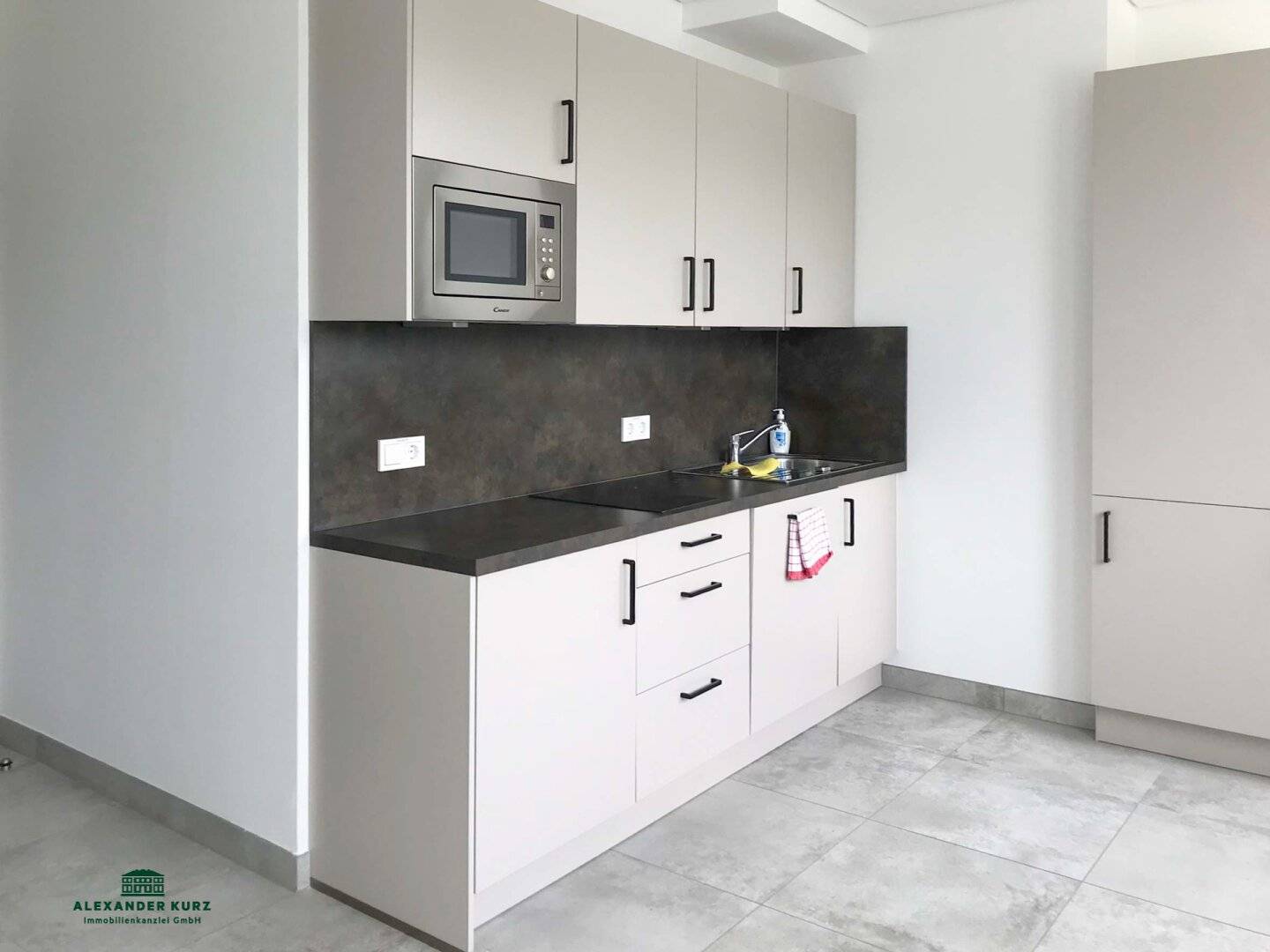 Großzügige moderne Büroeinheit im Norden Salzburgs