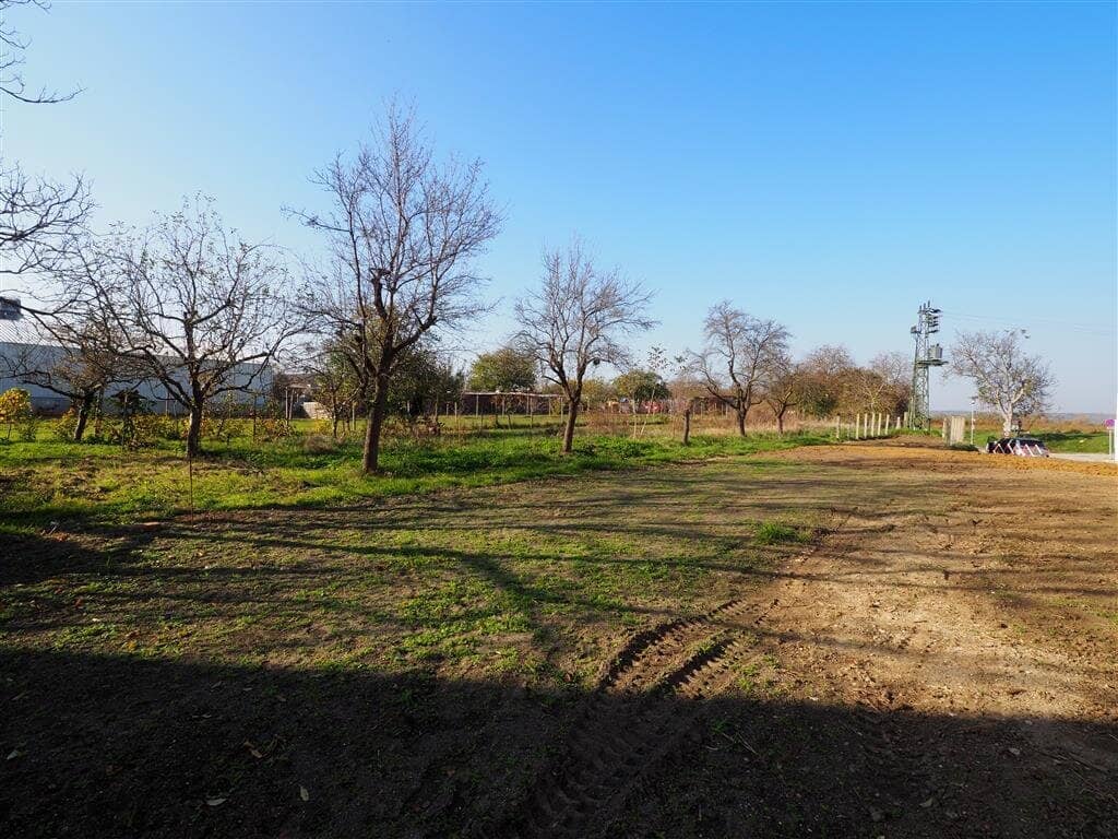 653m² BAUGRUND MIT BRUNNEN