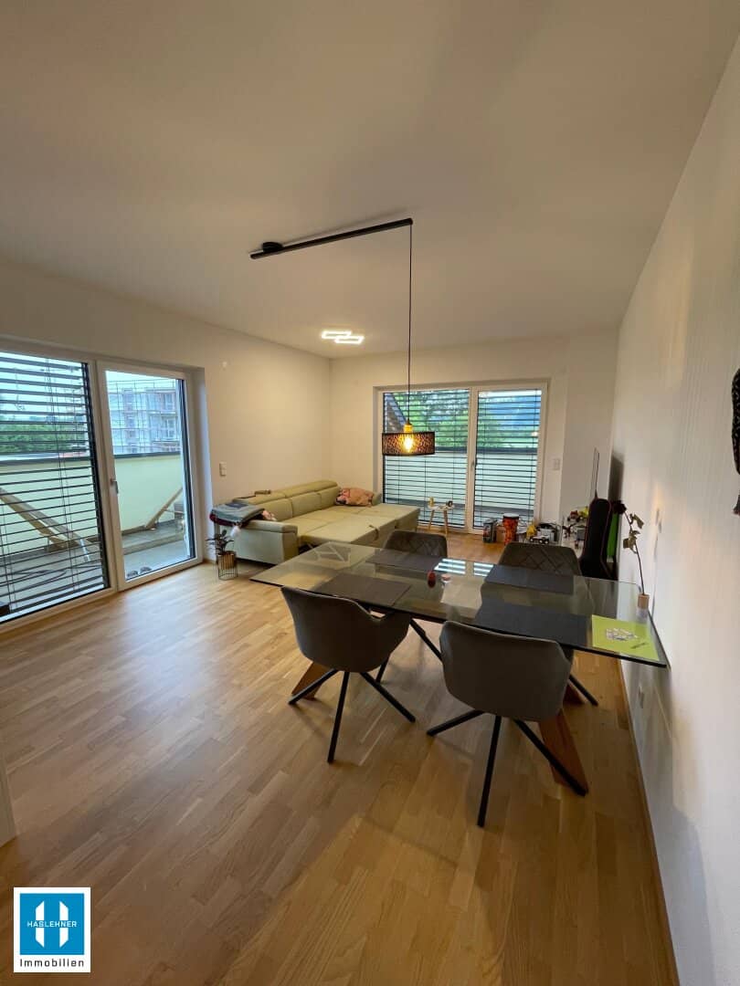 Wohnen mit Flair – 86m²  (98m² Nfl.) Dachgeschosswohnung mit großer Terrasse in Pupping