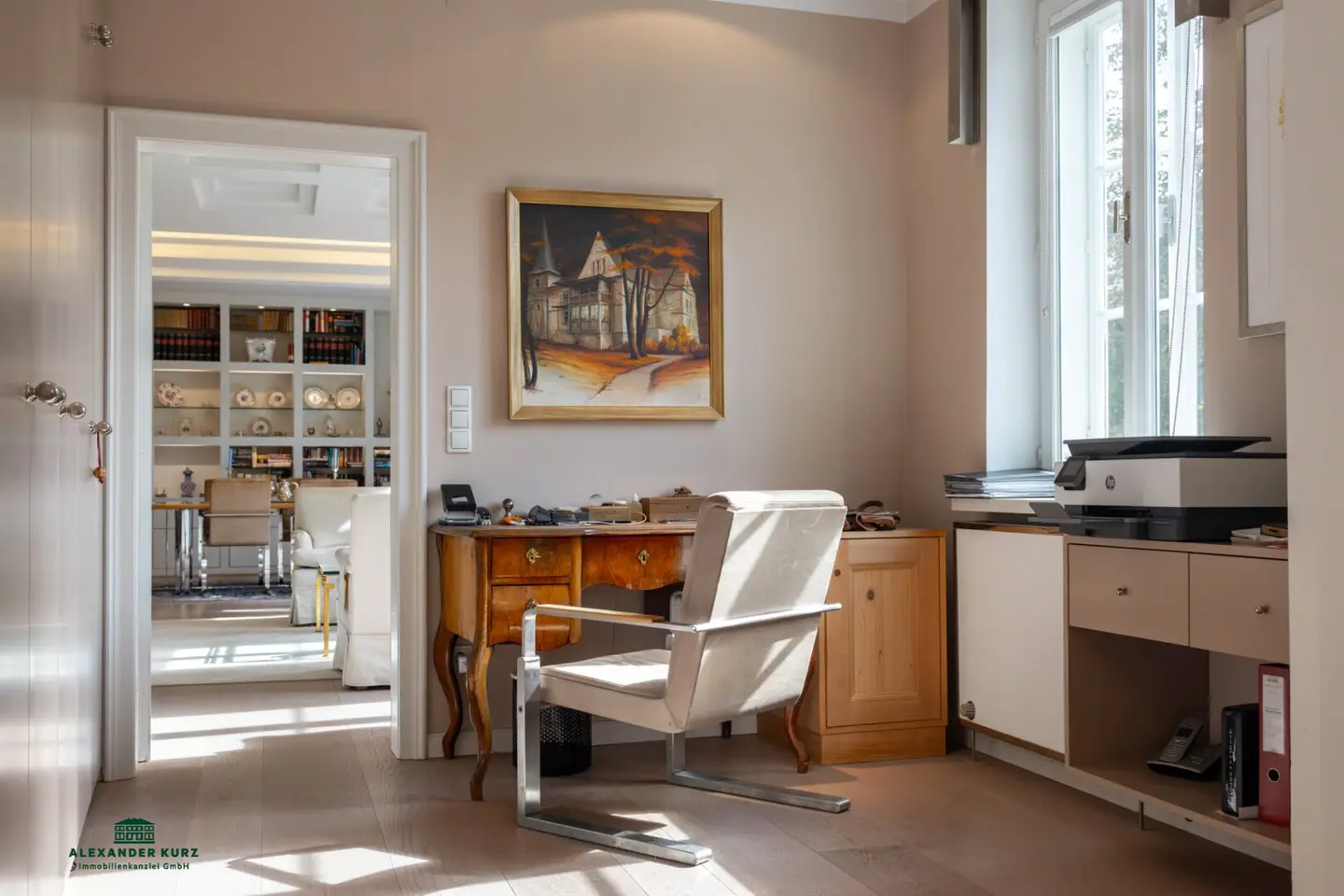 Exclusive historic apartment with fortress view