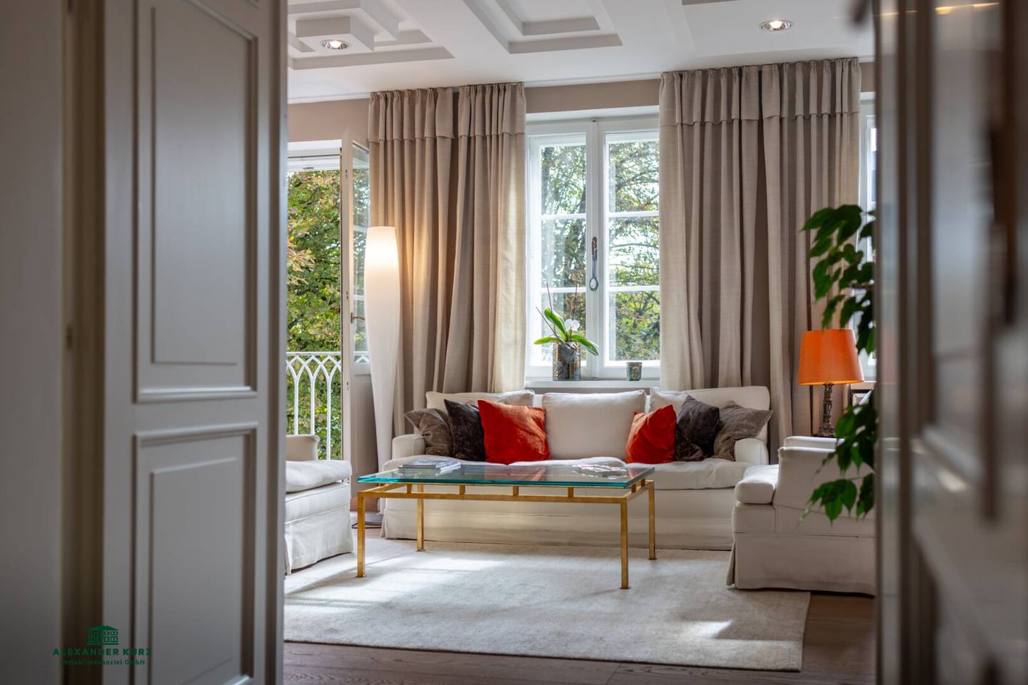 Exklusive Altbauwohnung mit Festungsblick