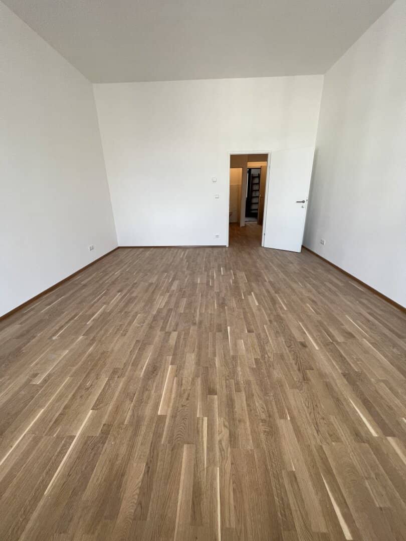 Modern 1-room apartment first occupancy 35 m² with elevator in 1200 Vienna around €194,000
