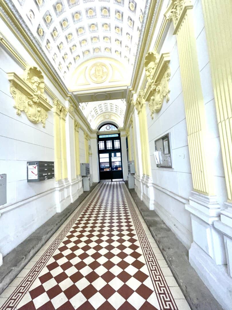 Modern 1-room apartment first occupancy 35 m² with elevator in 1200 Vienna around €194,000