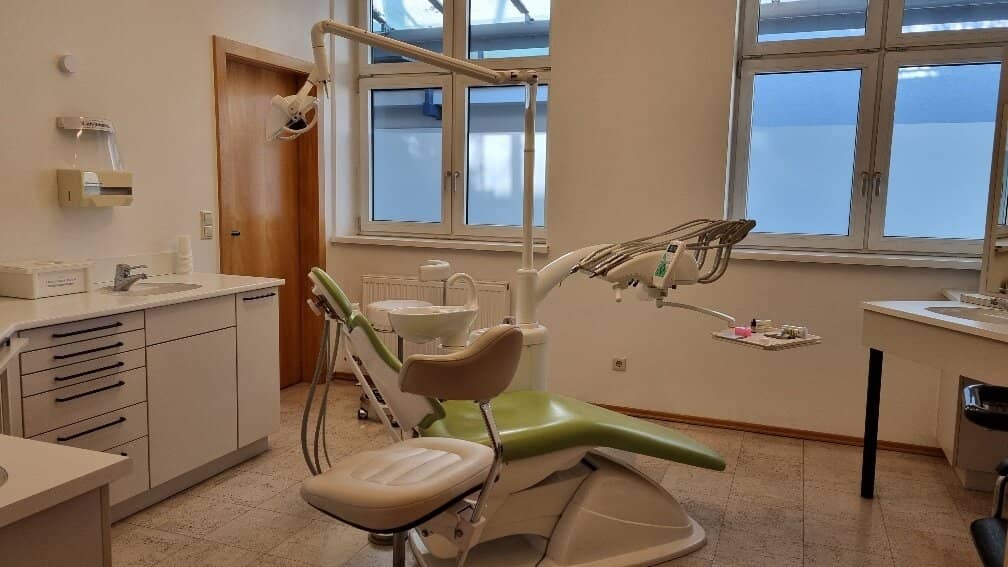 Dental practice in St. Veit an der Glan available for rent immediately! Top equipment!