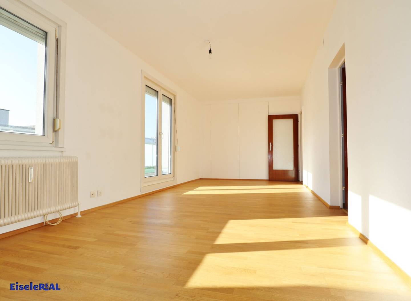 Tolle Terrassen, ruhige Wohnung, zuzüglich Heizung